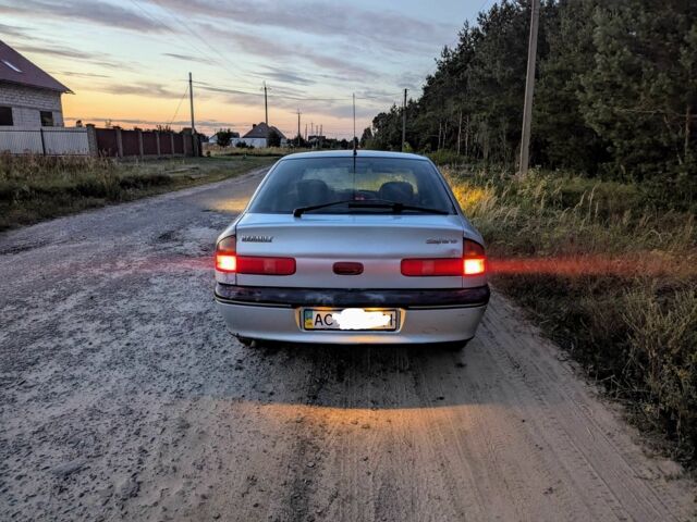 Серый Рено Сафран, объемом двигателя 2 л и пробегом 320 тыс. км за 2399 $, фото 5 на Automoto.ua