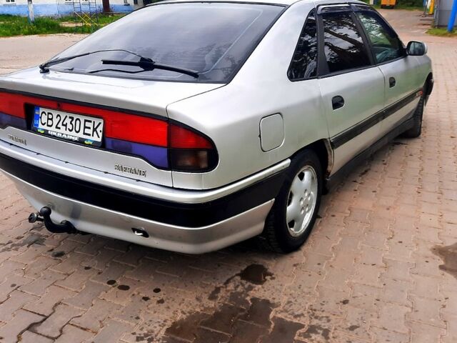 Серый Рено Сафран, объемом двигателя 3 л и пробегом 400 тыс. км за 2300 $, фото 1 на Automoto.ua