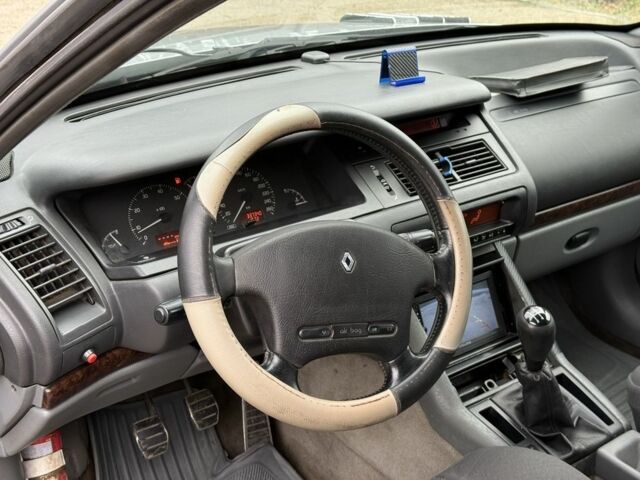 Сірий Рено Сафран, об'ємом двигуна 1.9 л та пробігом 1 тис. км за 1550 $, фото 11 на Automoto.ua