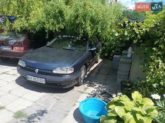 Синий Рено Сафран, объемом двигателя 2.97 л и пробегом 415 тыс. км за 1800 $, фото 4 на Automoto.ua