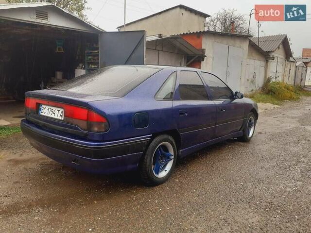 Синий Рено Сафран, объемом двигателя 2.2 л и пробегом 300 тыс. км за 1500 $, фото 2 на Automoto.ua