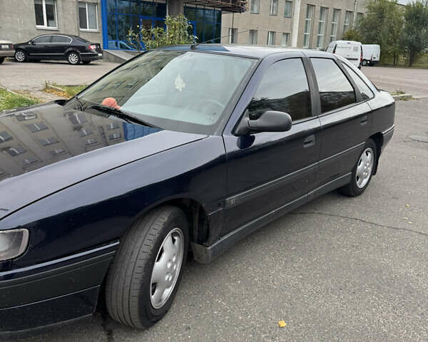 Синий Рено Сафран, объемом двигателя 3 л и пробегом 327 тыс. км за 2200 $, фото 1 на Automoto.ua