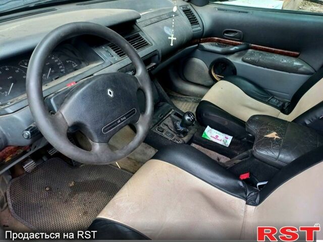 Синий Рено Сафран, объемом двигателя 1.9 л и пробегом 0 тыс. км за 1500 $, фото 3 на Automoto.ua