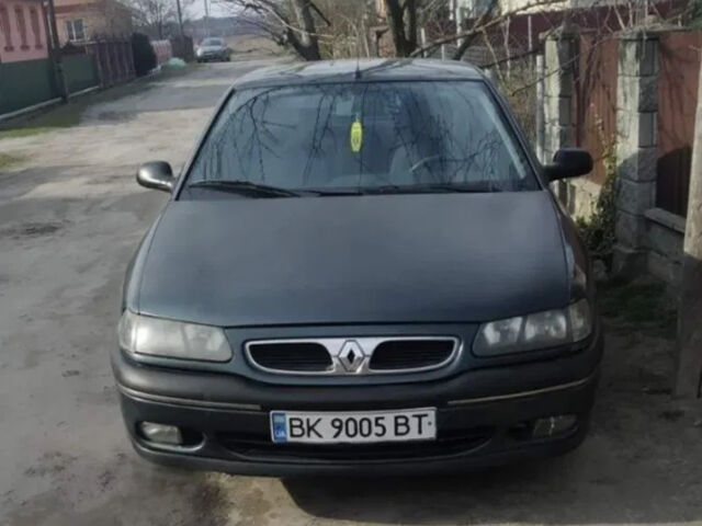 Зелений Рено Сафран, об'ємом двигуна 1.9 л та пробігом 350 тис. км за 1800 $, фото 3 на Automoto.ua