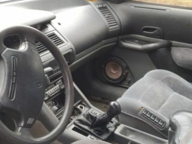 Зелений Рено Сафран, об'ємом двигуна 1.9 л та пробігом 350 тис. км за 1800 $, фото 5 на Automoto.ua