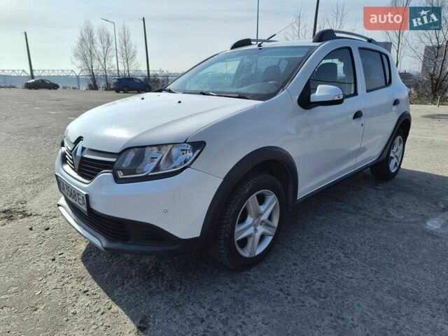 Білий Рено Сандеро СтепВей, об'ємом двигуна 1.46 л та пробігом 165 тис. км за 6800 $, фото 5 на Automoto.ua