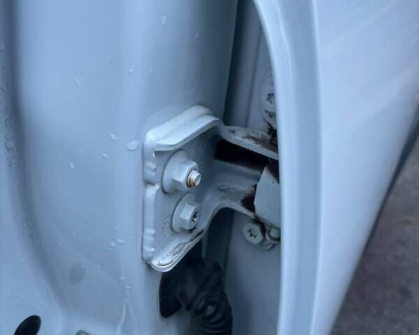 Белый Рено Сандеро СтэпВэй, объемом двигателя 0.9 л и пробегом 95 тыс. км за 8999 $, фото 45 на Automoto.ua