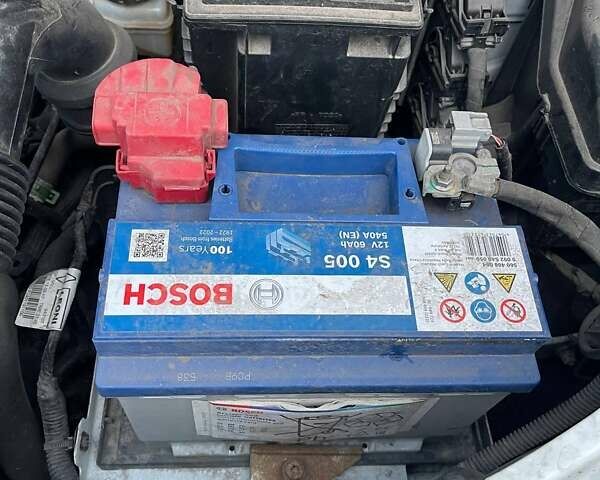 Белый Рено Сандеро СтэпВэй, объемом двигателя 0.9 л и пробегом 95 тыс. км за 8999 $, фото 23 на Automoto.ua