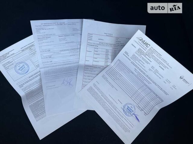 Білий Рено Сандеро СтепВей, об'ємом двигуна 1.46 л та пробігом 200 тис. км за 9500 $, фото 36 на Automoto.ua