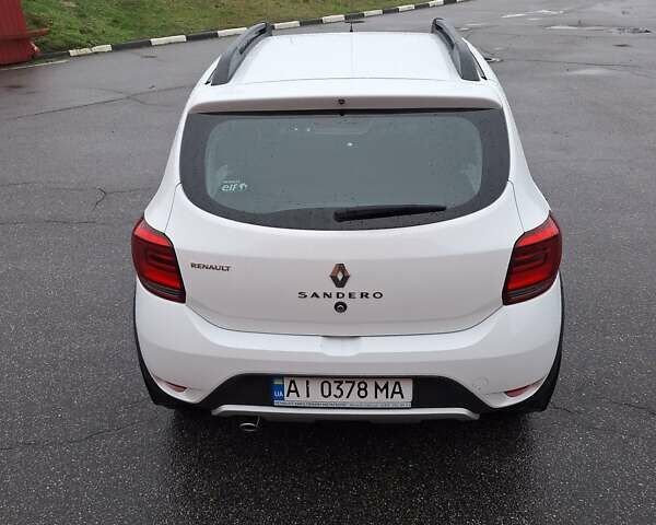 Белый Рено Сандеро СтэпВэй, объемом двигателя 1.46 л и пробегом 136 тыс. км за 9950 $, фото 23 на Automoto.ua