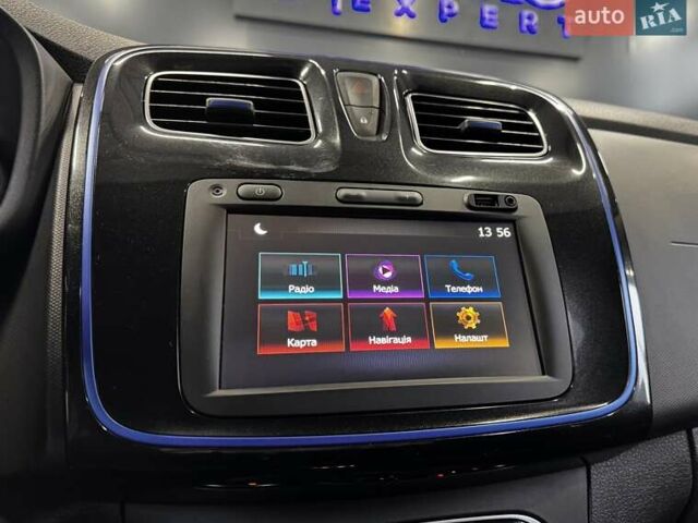 Белый Рено Сандеро СтэпВэй, объемом двигателя 0.9 л и пробегом 39 тыс. км за 11900 $, фото 33 на Automoto.ua