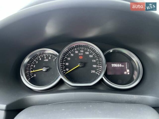 Білий Рено Сандеро СтепВей, об'ємом двигуна 0.9 л та пробігом 99 тис. км за 7879 $, фото 21 на Automoto.ua