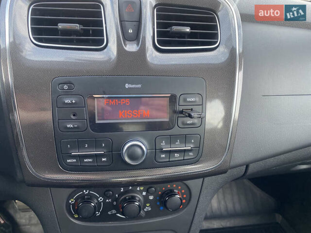 Рено Сандеро СтэпВэй 2021 в Киеве на Automoto.ua Белый Рено Сандеро СтэпВэй, объемом двигателя 1.46 л и пробегом 76 тыс. км за 12900 $, фото 10 на Automoto.ua