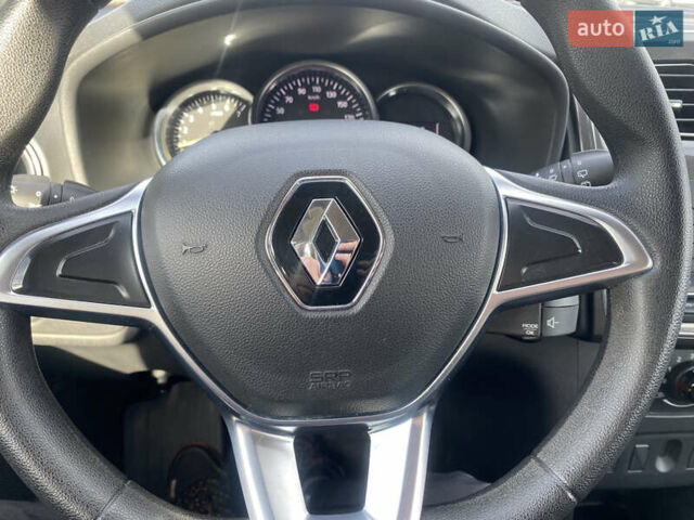 Рено Сандеро СтэпВэй 2021 в Киеве на Automoto.ua Белый Рено Сандеро СтэпВэй, объемом двигателя 1.46 л и пробегом 76 тыс. км за 12900 $, фото 11 на Automoto.ua
