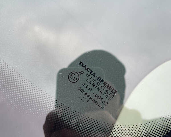 Белый Рено Сандеро СтэпВэй, объемом двигателя 1.46 л и пробегом 66 тыс. км за 12300 $, фото 24 на Automoto.ua