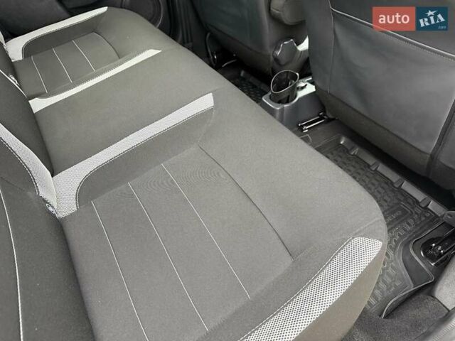 Белый Рено Сандеро СтэпВэй, объемом двигателя 0.9 л и пробегом 84 тыс. км за 9900 $, фото 12 на Automoto.ua