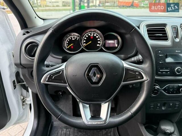 Рено Сандеро СтепВей 2021 у Запоріжжя на Automoto.ua Білий Рено Сандеро СтепВей, об'ємом двигуна 0.9 л та пробігом 110 тис. км за 10699 $, фото 17 на Automoto.ua