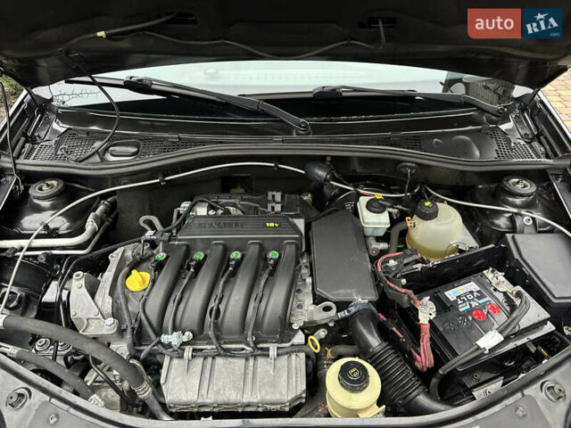 Черный Рено Сандеро СтэпВэй, объемом двигателя 1.6 л и пробегом 98 тыс. км за 7450 $, фото 16 на Automoto.ua