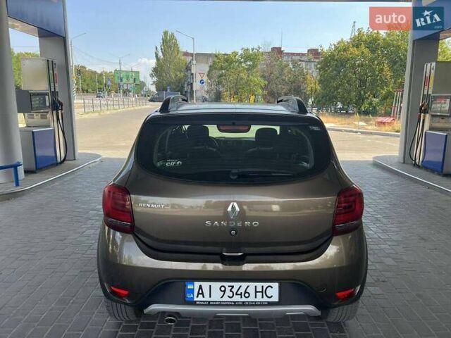 Коричневий Рено Сандеро СтепВей, об'ємом двигуна 1.46 л та пробігом 82 тис. км за 9999 $, фото 10 на Automoto.ua