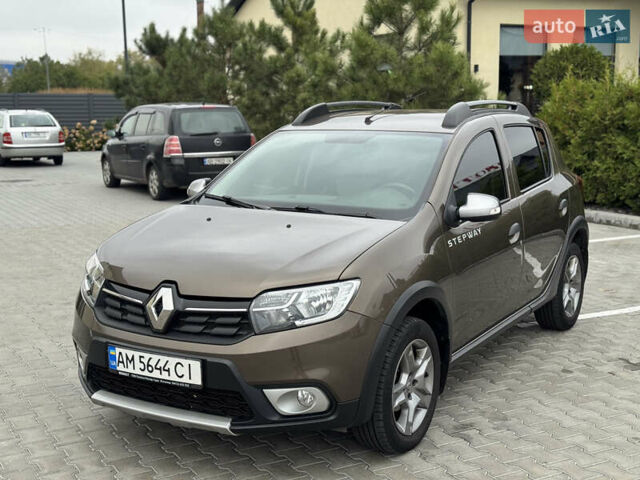 Коричневий Рено Сандеро СтепВей, об'ємом двигуна 1.5 л та пробігом 85 тис. км за 11800 $, фото 124 на Automoto.ua
