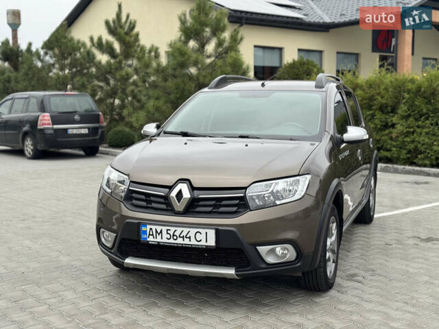 Коричневий Рено Сандеро СтепВей, об'ємом двигуна 1.5 л та пробігом 85 тис. км за 11800 $, фото 122 на Automoto.ua
