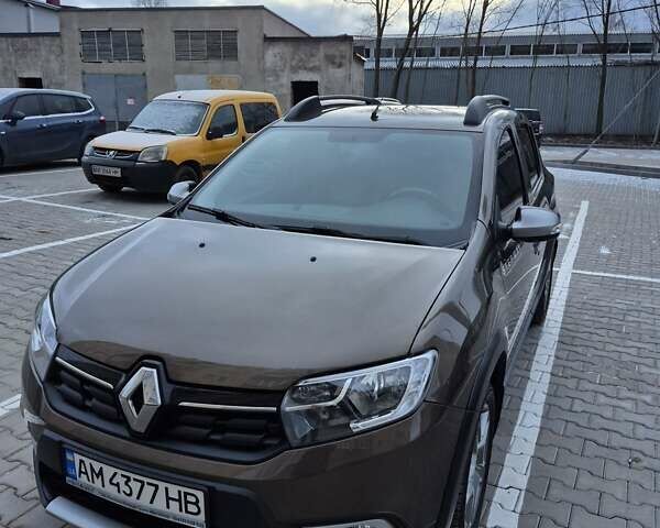 Коричневый Рено Сандеро СтэпВэй, объемом двигателя 1.46 л и пробегом 77 тыс. км за 11900 $, фото 31 на Automoto.ua