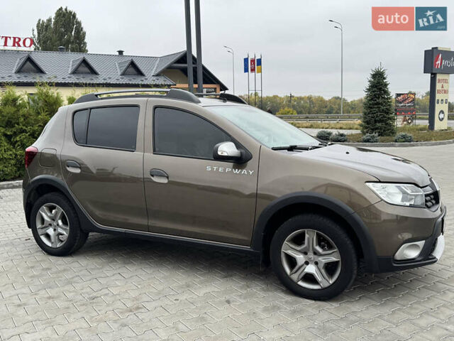 Коричневий Рено Сандеро СтепВей, об'ємом двигуна 1.5 л та пробігом 85 тис. км за 11800 $, фото 10 на Automoto.ua