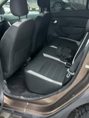 Коричневий Рено Сандеро СтепВей, об'ємом двигуна 0.9 л та пробігом 96 тис. км за 10400 $, фото 21 на Automoto.ua