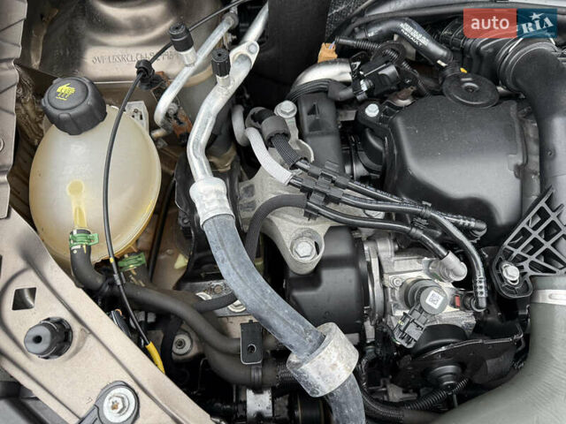 Коричневий Рено Сандеро СтепВей, об'ємом двигуна 1.46 л та пробігом 81 тис. км за 11900 $, фото 24 на Automoto.ua