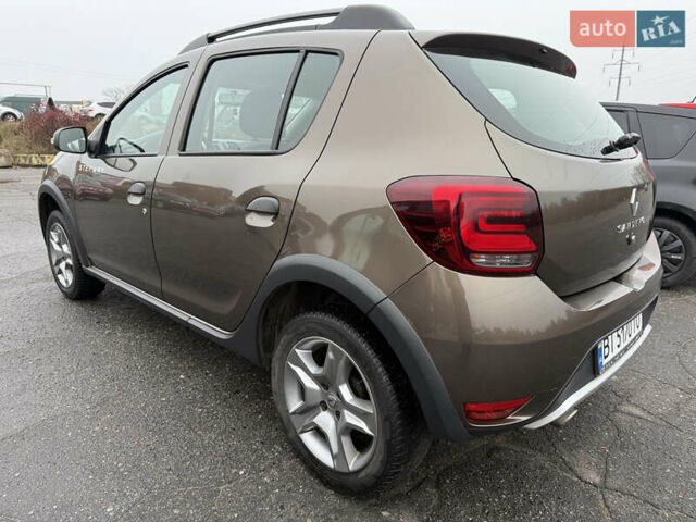 Коричневий Рено Сандеро СтепВей, об'ємом двигуна 1.46 л та пробігом 81 тис. км за 11900 $, фото 8 на Automoto.ua