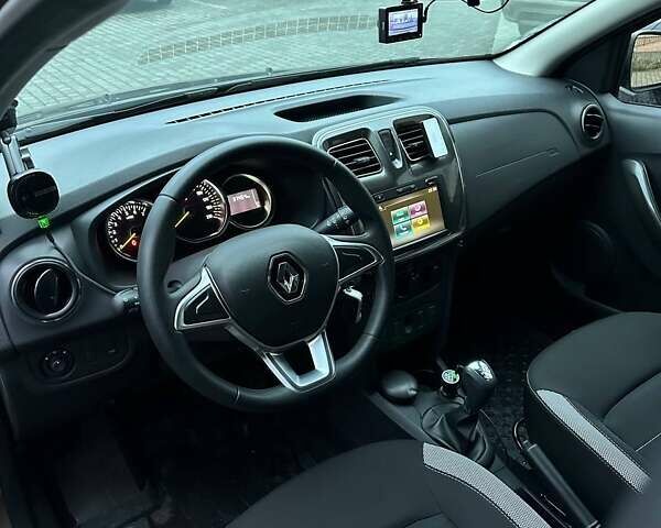 Коричневый Рено Сандеро СтэпВэй, объемом двигателя 0.9 л и пробегом 37 тыс. км за 10700 $, фото 4 на Automoto.ua