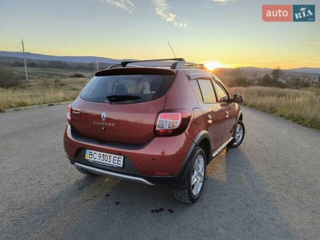 Червоний Рено Сандеро СтепВей, об'ємом двигуна 1.46 л та пробігом 95 тис. км за 8800 $, фото 16 на Automoto.ua