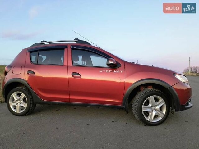 Червоний Рено Сандеро СтепВей, об'ємом двигуна 1.46 л та пробігом 95 тис. км за 8800 $, фото 11 на Automoto.ua