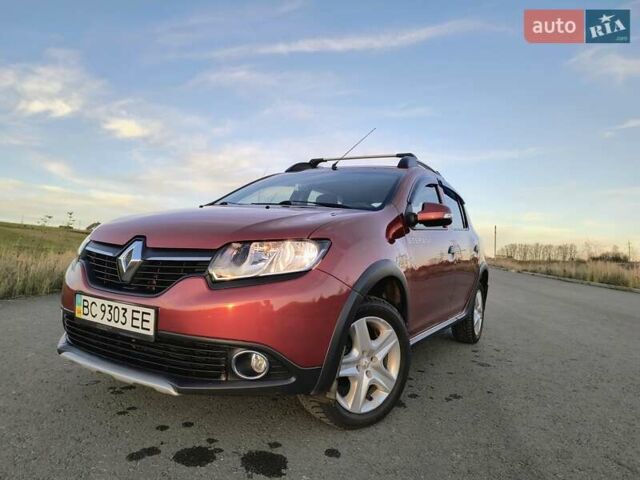 Червоний Рено Сандеро СтепВей, об'ємом двигуна 1.46 л та пробігом 95 тис. км за 8800 $, фото 24 на Automoto.ua