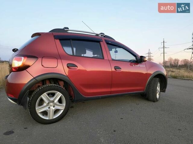 Червоний Рено Сандеро СтепВей, об'ємом двигуна 1.46 л та пробігом 95 тис. км за 8800 $, фото 13 на Automoto.ua