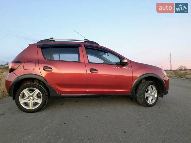 Червоний Рено Сандеро СтепВей, об'ємом двигуна 1.46 л та пробігом 95 тис. км за 8800 $, фото 12 на Automoto.ua