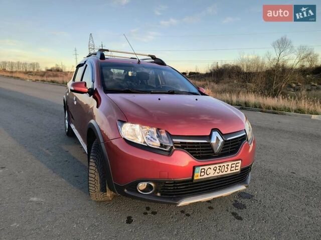 Червоний Рено Сандеро СтепВей, об'ємом двигуна 1.46 л та пробігом 95 тис. км за 8800 $, фото 7 на Automoto.ua