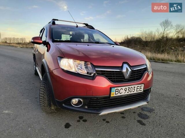Червоний Рено Сандеро СтепВей, об'ємом двигуна 1.46 л та пробігом 95 тис. км за 8800 $, фото 8 на Automoto.ua