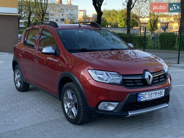 Червоний Рено Сандеро СтепВей, об'ємом двигуна 1.46 л та пробігом 126 тис. км за 11500 $, фото 14 на Automoto.ua