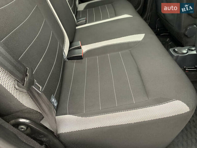 Червоний Рено Сандеро СтепВей, об'ємом двигуна 0.9 л та пробігом 100 тис. км за 11000 $, фото 25 на Automoto.ua