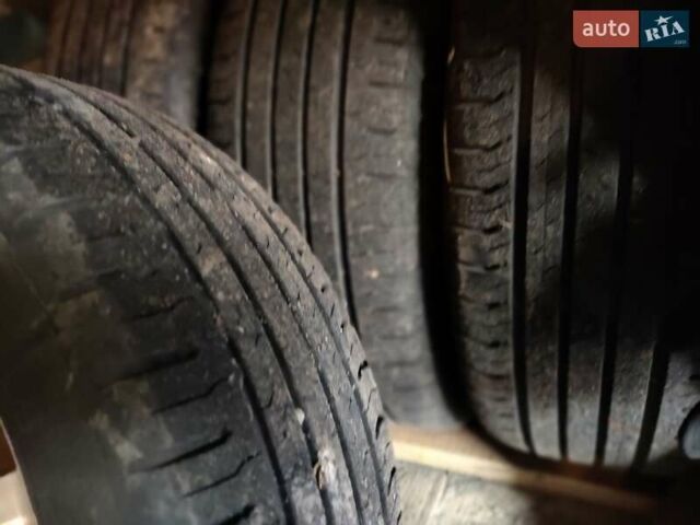 Червоний Рено Сандеро СтепВей, об'ємом двигуна 0.9 л та пробігом 28 тис. км за 10500 $, фото 18 на Automoto.ua