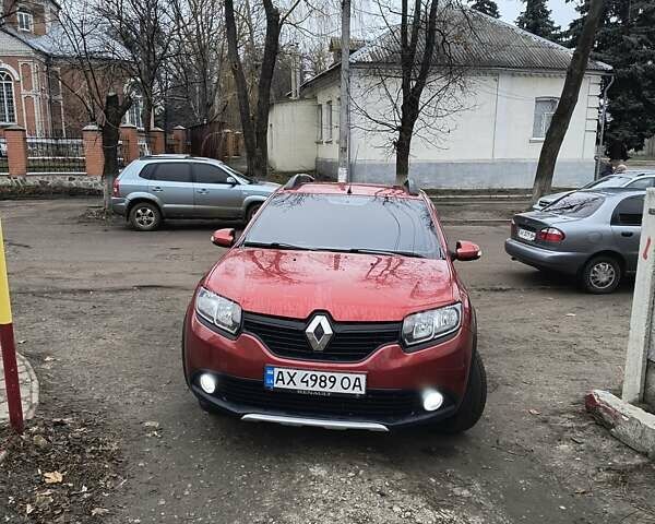 Красный Рено Сандеро СтэпВэй, объемом двигателя 1.5 л и пробегом 143 тыс. км за 8100 $, фото 1 на Automoto.ua