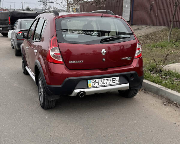 Рено Сандеро СтэпВэй, объемом двигателя 1.6 л и пробегом 79 тыс. км за 7600 $, фото 6 на Automoto.ua