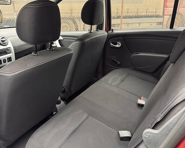 Рено Сандеро СтэпВэй, объемом двигателя 1.6 л и пробегом 79 тыс. км за 7600 $, фото 9 на Automoto.ua