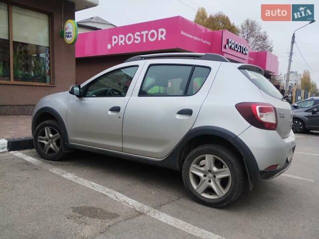 Рено Сандеро СтэпВэй, объемом двигателя 1.5 л и пробегом 111 тыс. км за 8500 $, фото 4 на Automoto.ua