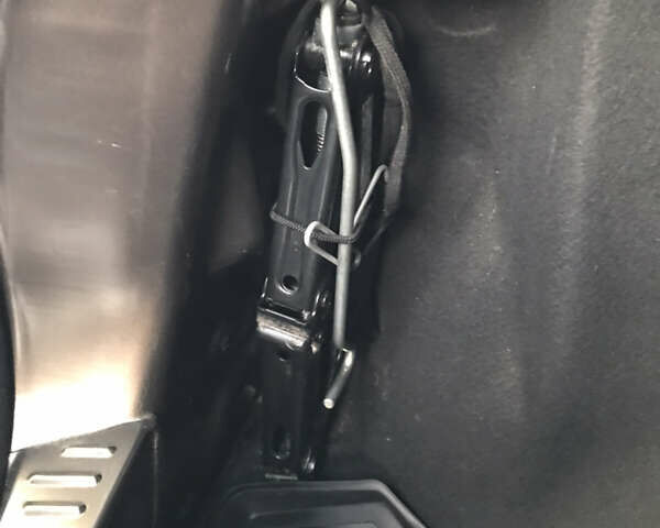 Рено Сандеро СтепВей, об'ємом двигуна 1.46 л та пробігом 40 тис. км за 13300 $, фото 36 на Automoto.ua
