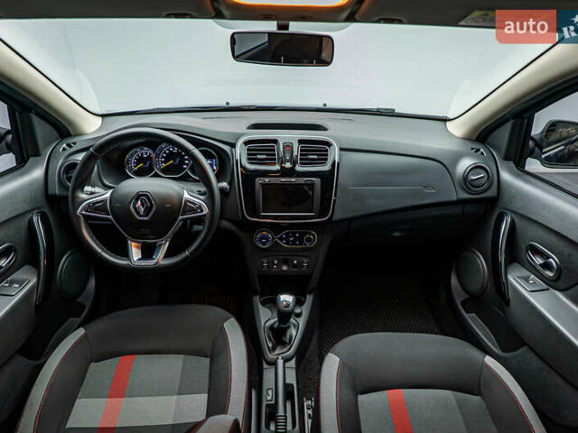 Рено Сандеро СтэпВэй, объемом двигателя 0.9 л и пробегом 75 тыс. км за 10856 $, фото 9 на Automoto.ua