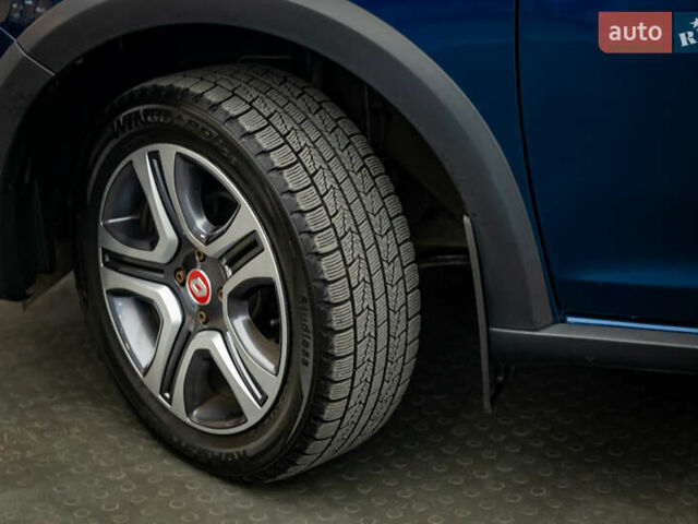 Рено Сандеро СтэпВэй, объемом двигателя 0.9 л и пробегом 75 тыс. км за 10856 $, фото 7 на Automoto.ua