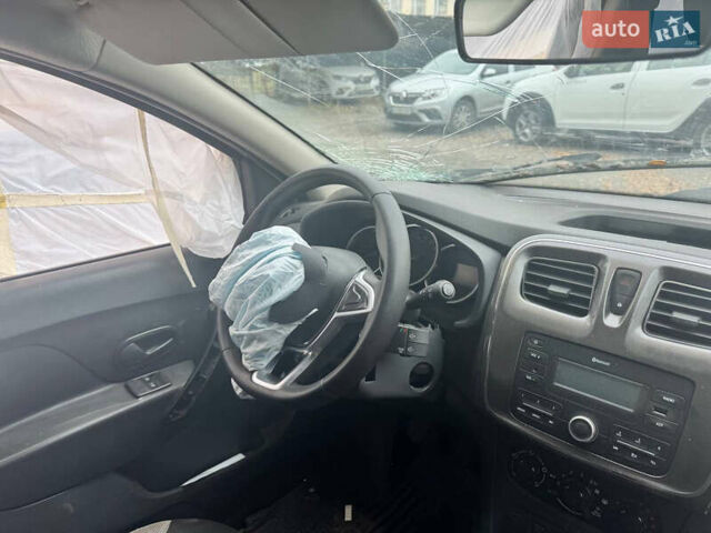 Рено Сандеро СтэпВэй, объемом двигателя 1.6 л и пробегом 151 тыс. км за 4900 $, фото 6 на Automoto.ua