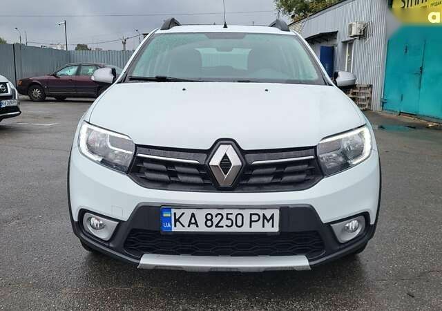 Рено Сандеро СтэпВэй, объемом двигателя 0.9 л и пробегом 72 тыс. км за 10200 $, фото 23 на Automoto.ua